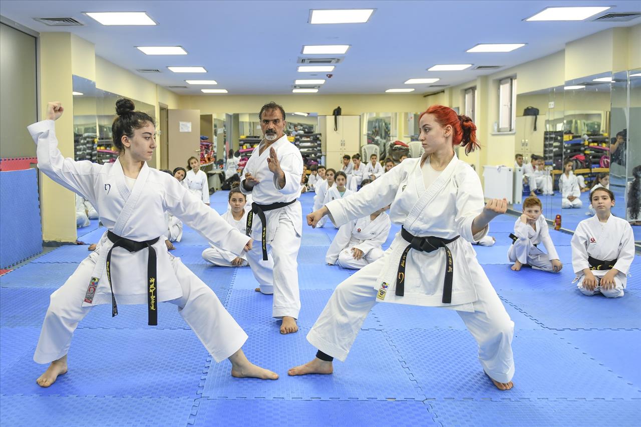 Esenyurtlu Çocuklardan Karate Kursuna Büyük İlgi