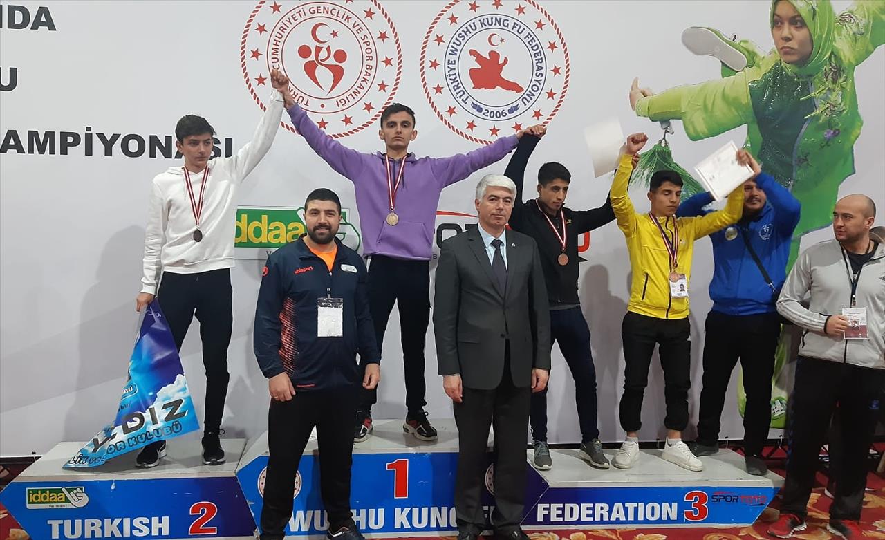 Wushu Kung Fu Şampiyonları Esenyurt'tan