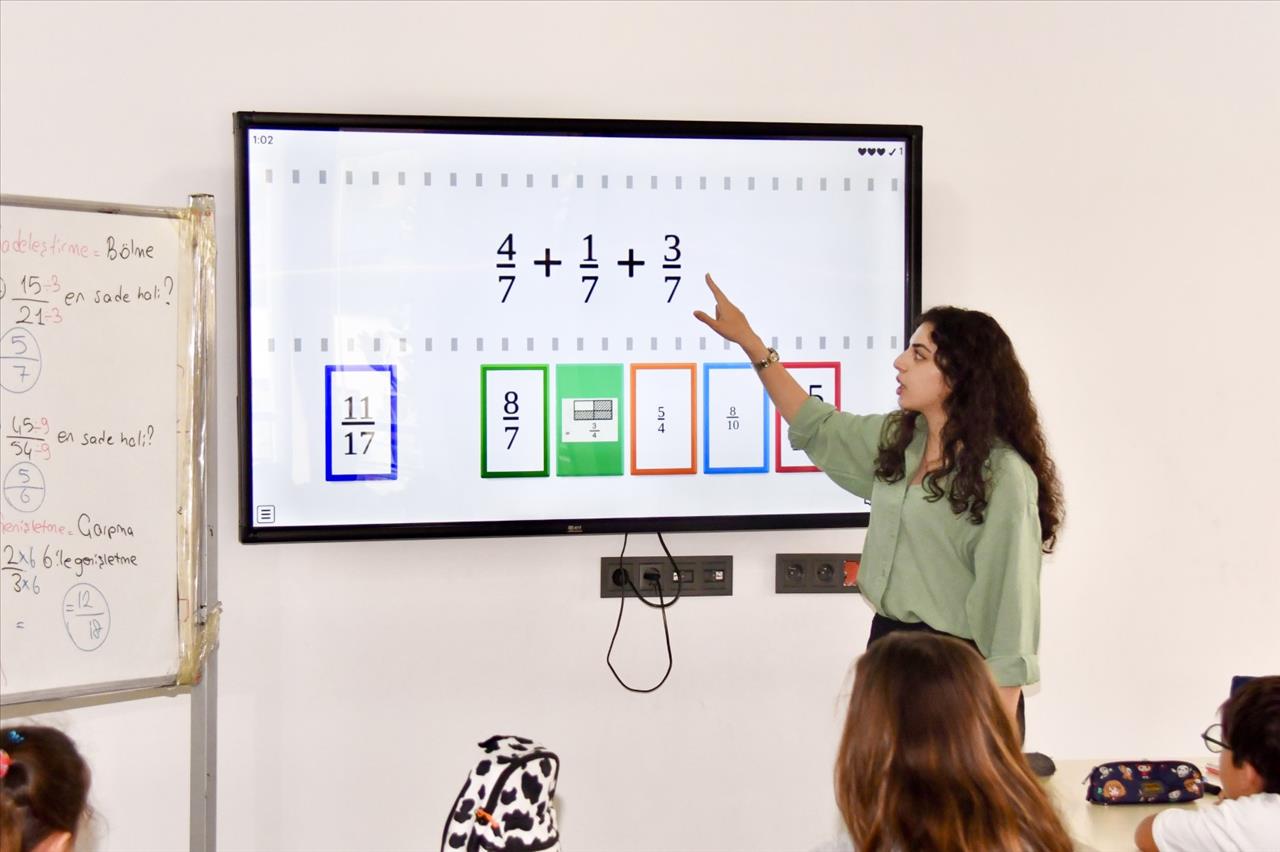 Esenyurt'ta Sıradışı Bir Model: Eğlence ve Eğitim Bir Arada