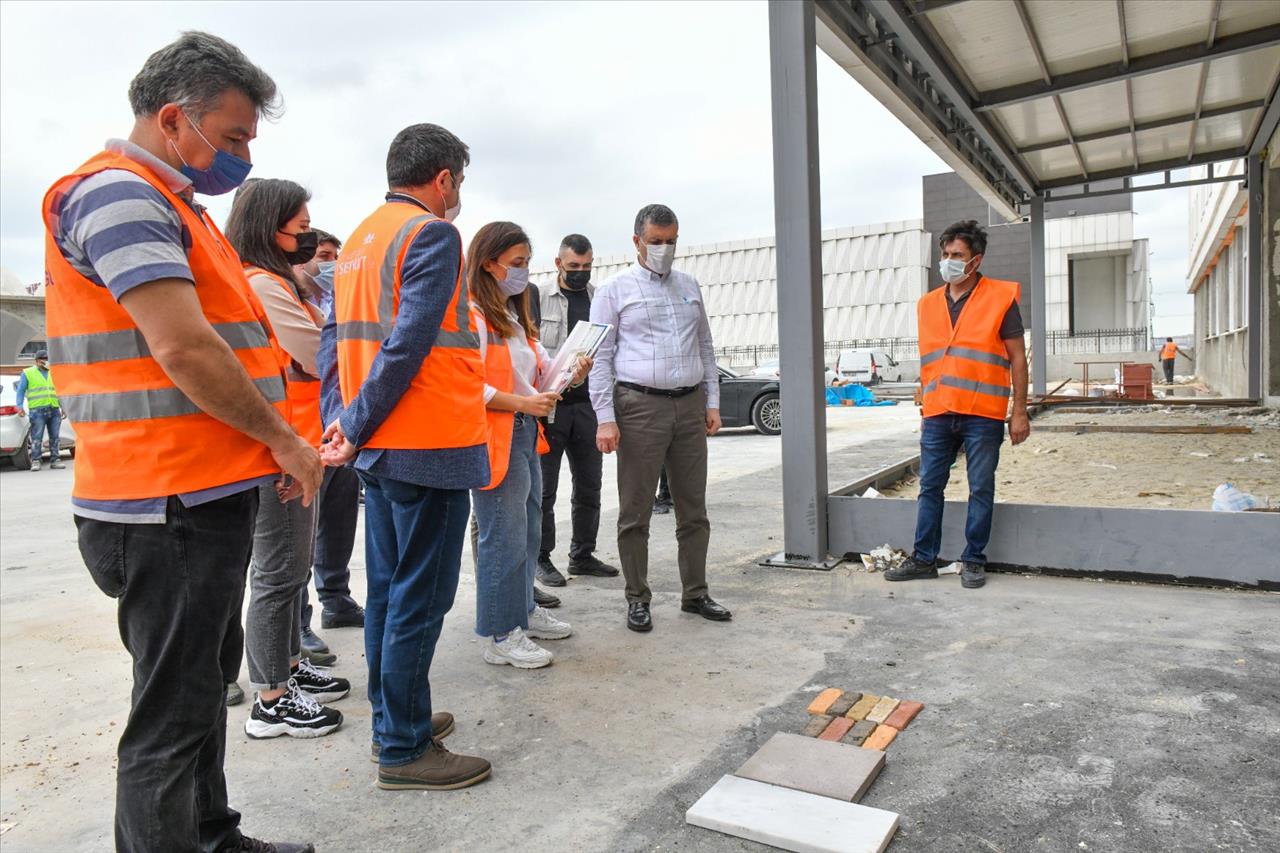 Başkan Bozkurt, Yeniden Düzenlenen Termal Tesisi Ve Okul Yapım Çalışmalarını Yerinde İnceledi