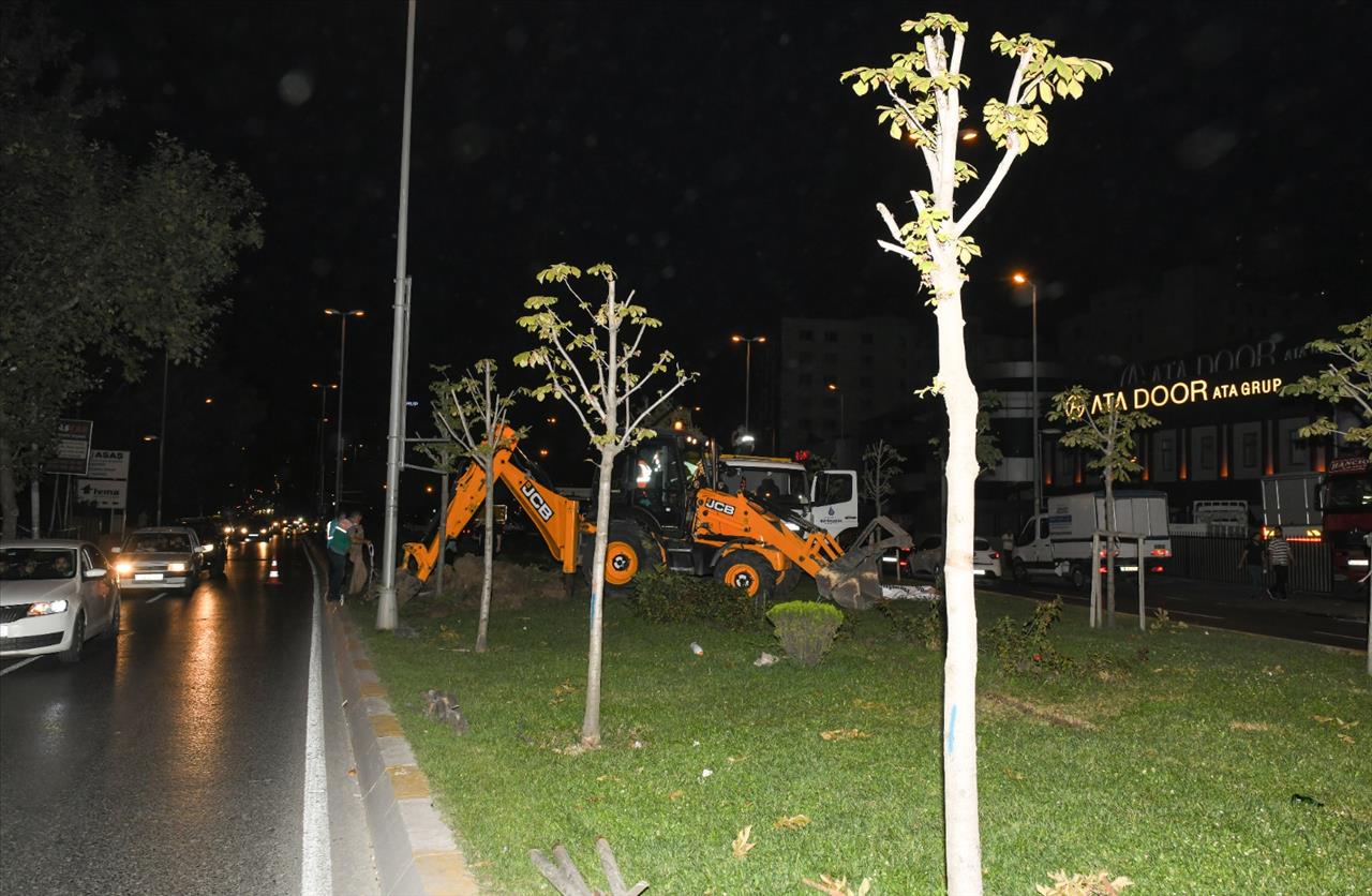 İbb Ve Esenyurt Belediyesi, Trafik Sorununa Çare Olmaya Devam Ediyor