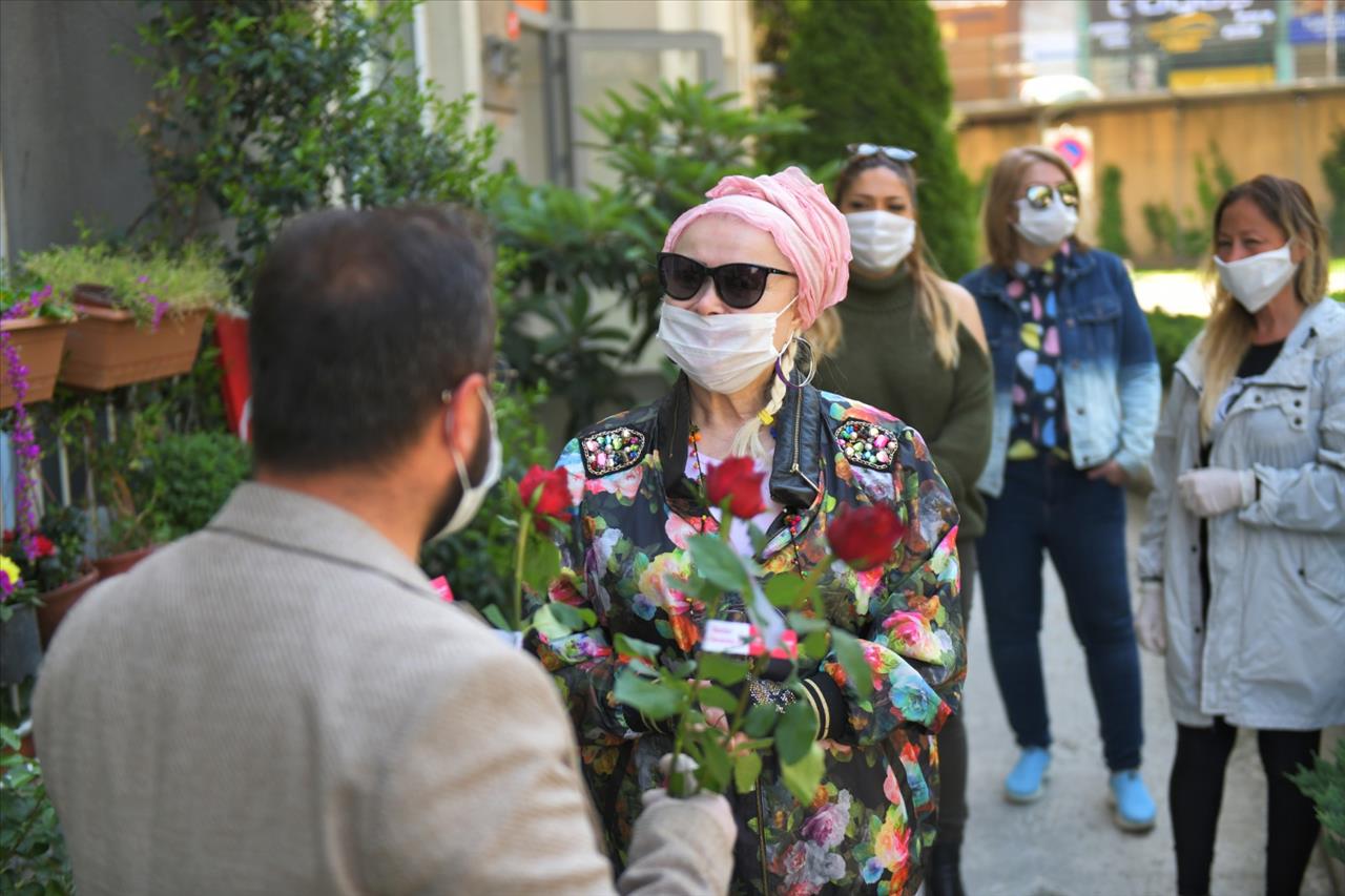 Esenyurt Belediyesi, Barınak Gönüllüsü Anneleri Unutmadı