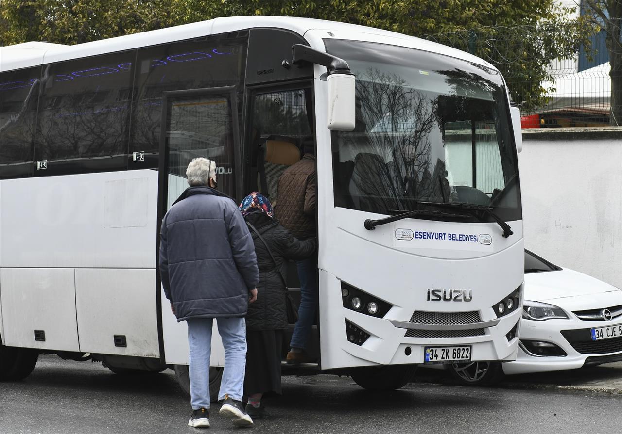 Esenyurt Belediyesi Ekipleri Bulgaristan Seçimleri İçin Görev Başında 