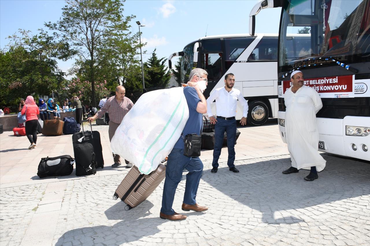 Esenyurt’tan Anavatan Suriye’ye Dönüşler Hızlandı