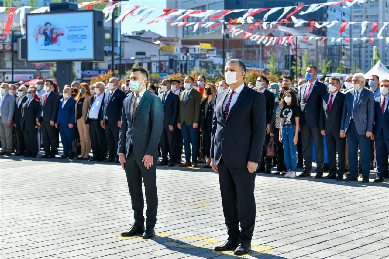 19 Mayis, Esenyurt’ta Törenle Kutlandi