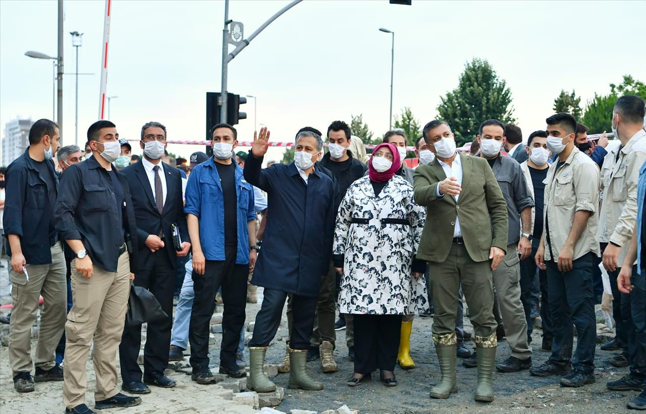 Esenyurt’ta Sel Baskınının Yaraları Sarılmaya Devam Ediyor