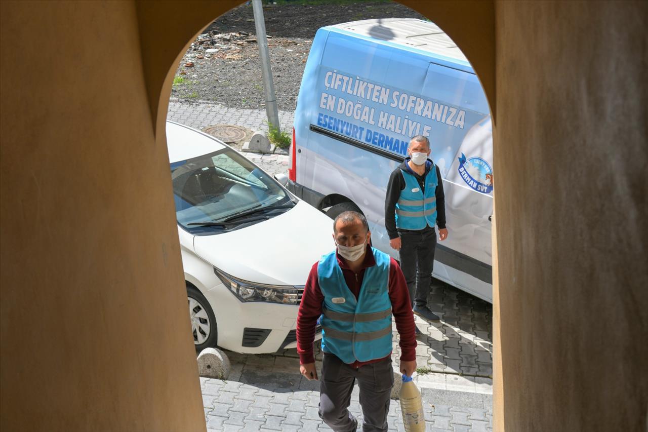 Esenyurt Belediyesi’nden Koronavirüs Sürecinde 43 Bin Aileye Gıda Yardımı Yapıldı 