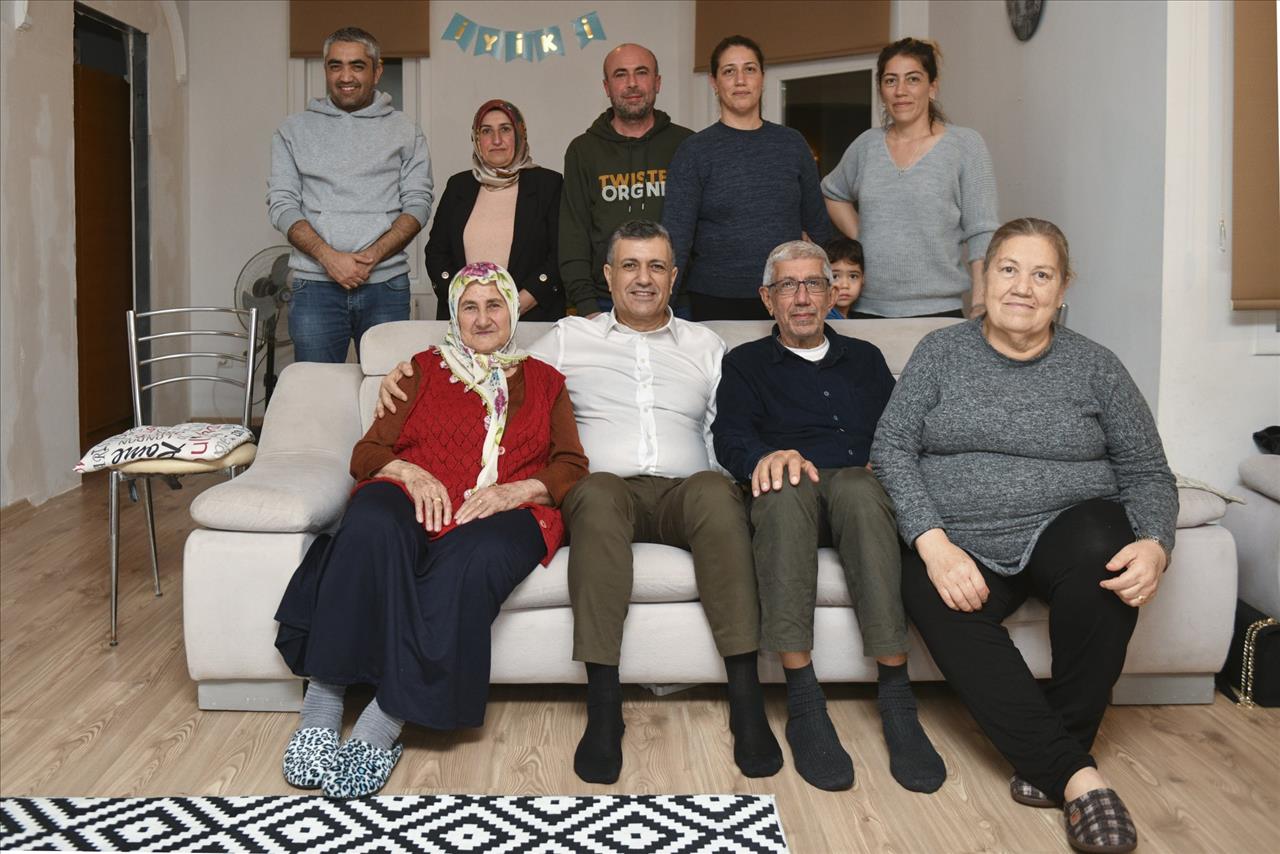 Başkan Bozkurt, İlk İftarını Depremzede Aile İle Yaptı