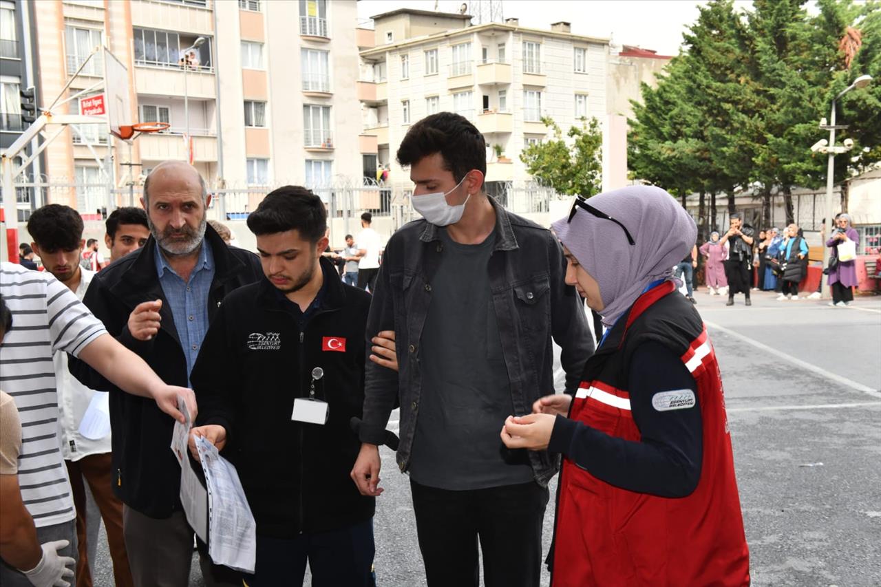 Esenyurtlu Yusuf Hasta Nakil Aracıyla Sınava Götürüldü