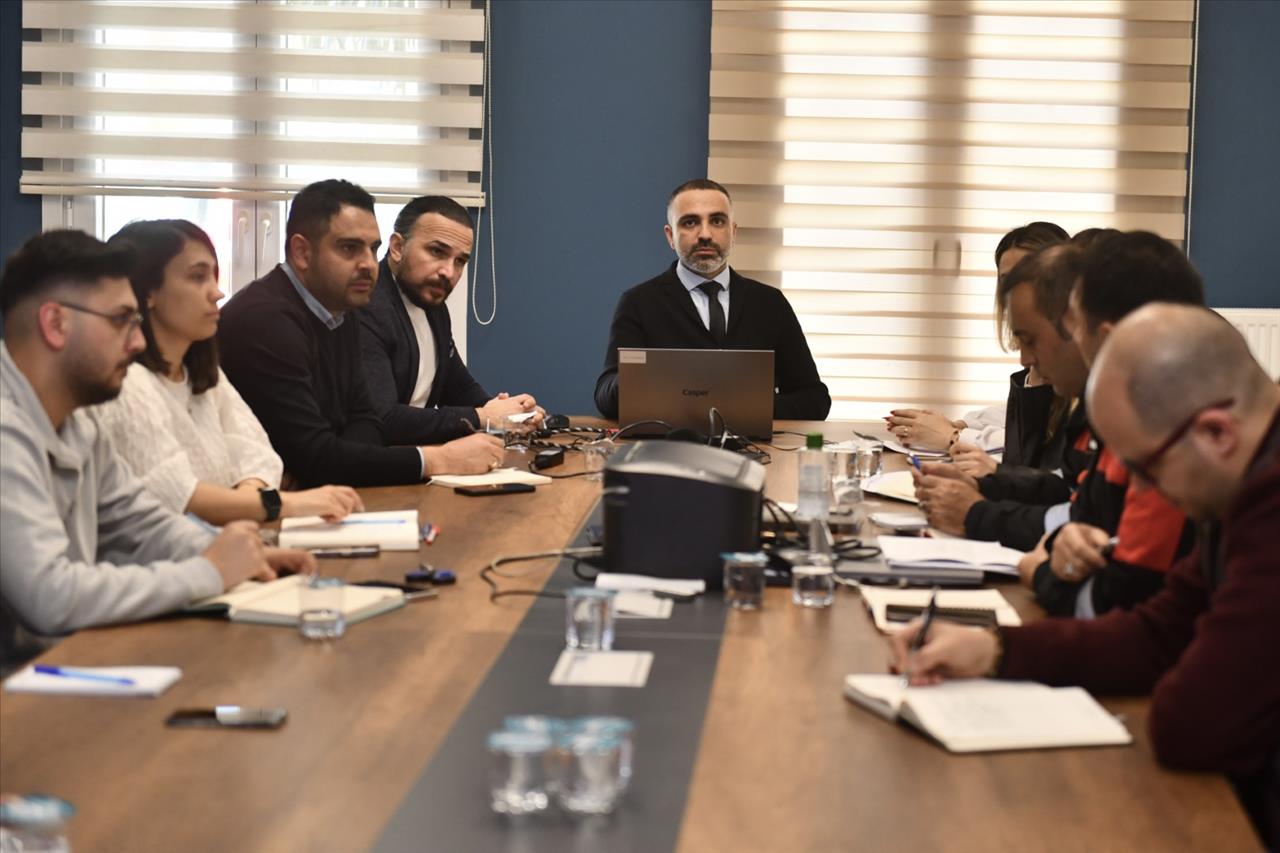 Deprem Bölgesindeki İzlenimler Masaya Yatırıldı