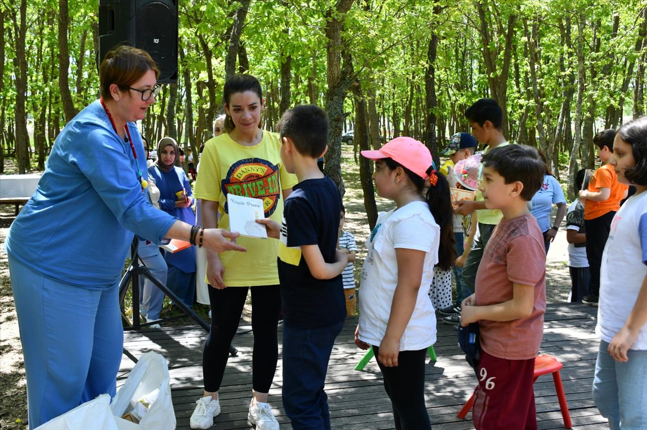 Esenyurtlu Kadınlar Ve Çocuklar, Özlenen Yaz Günlerini Yaşadı