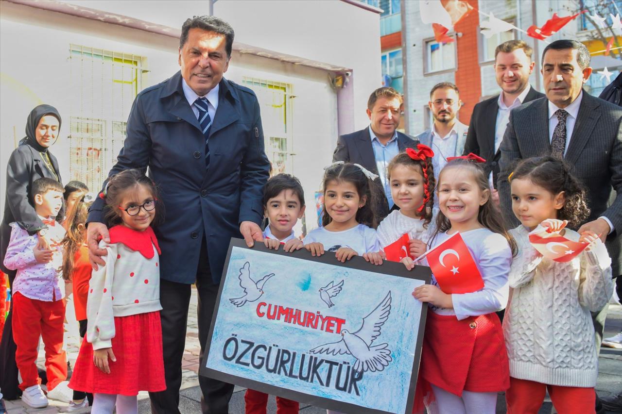 Esenyurt’un Çocuklarının Cumhuriyet Sevgisi