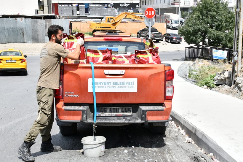 Esenyurt Belediyesi Can Dostlarımızı Yalnız Bırakmıyor