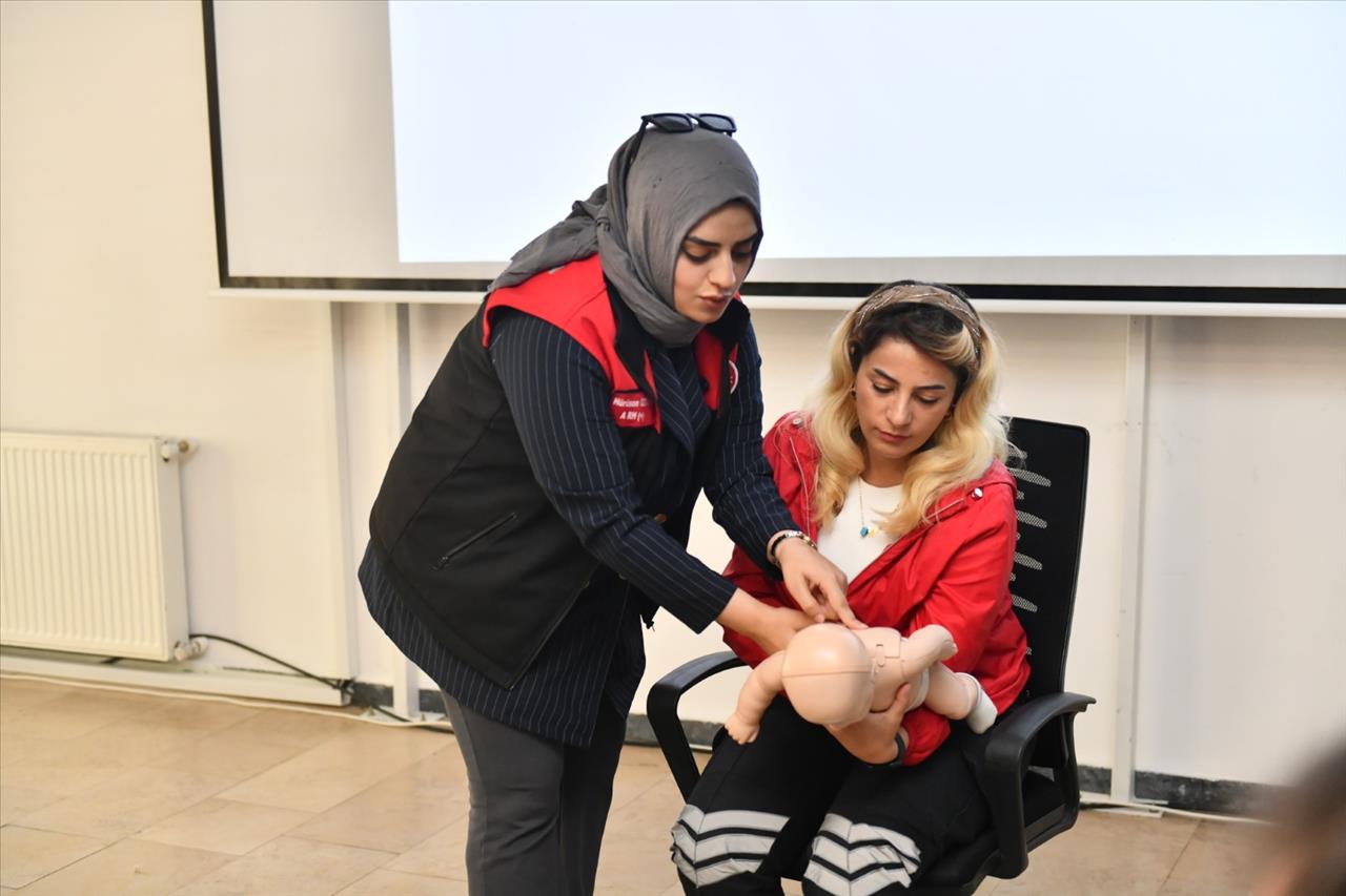 Esenyurt’un Kahramanları Olası Afetlere Hazır