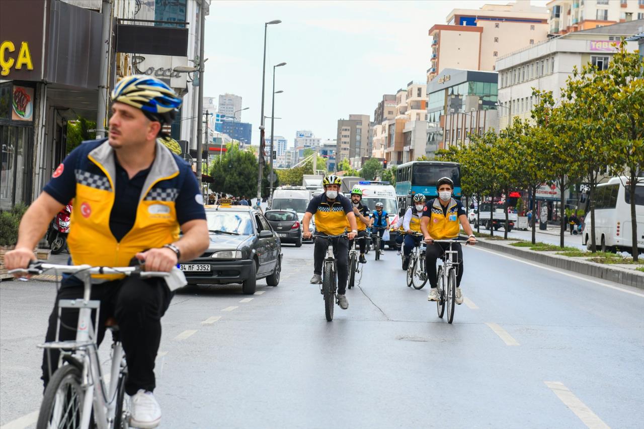 Esenyurt Belediyesi’nin Sağlık Çalışanları, Sağlıklı Bir Yaşam İçin Pedal Çevirdi