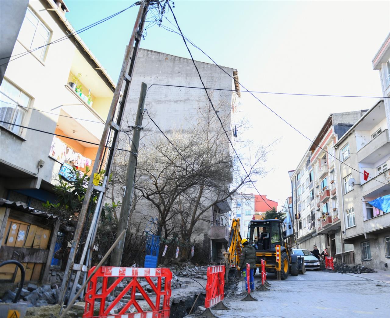 Esenyurt Sokaklarındaki Dönüşüm Devam Ediyor 