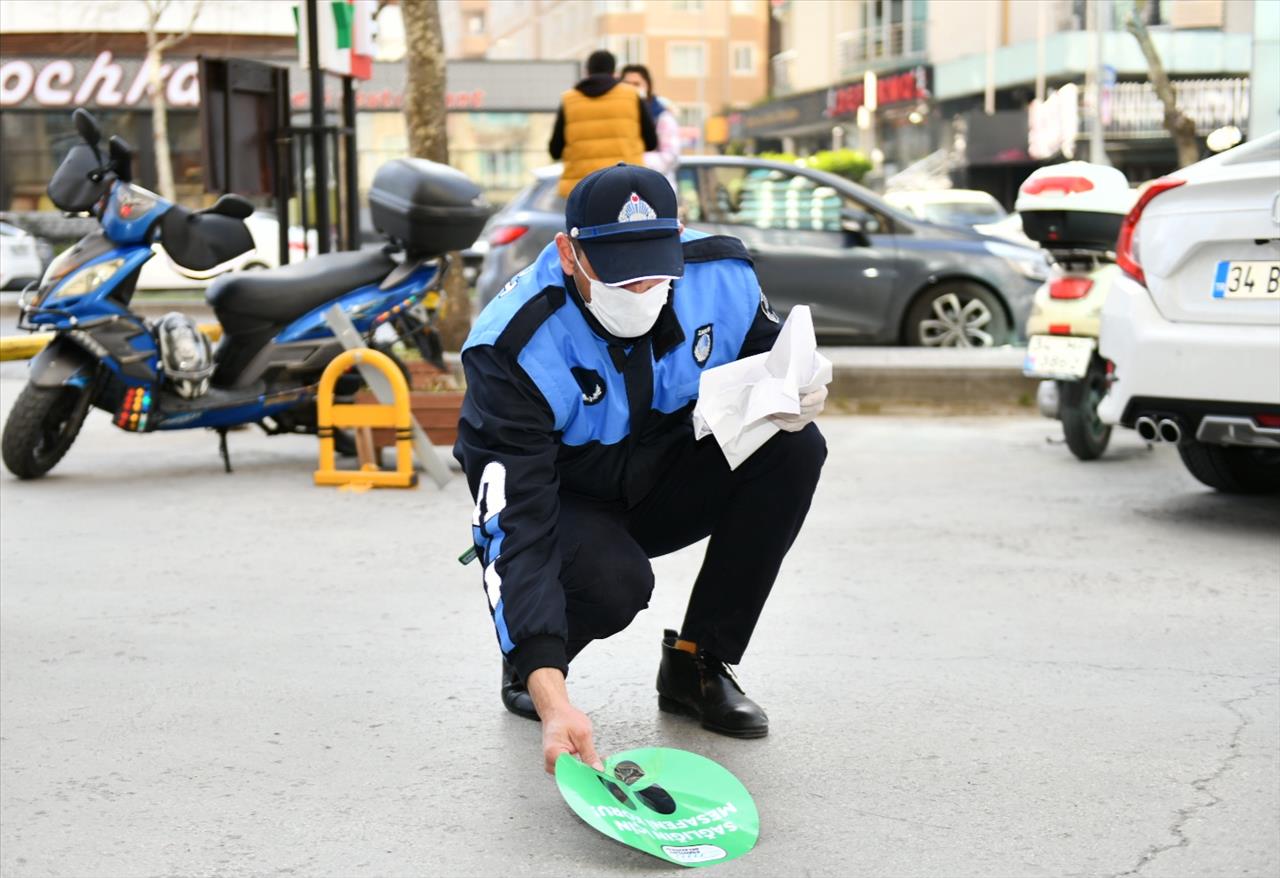 Esenyurt Zabıtasından Maske ve Sosyal Mesafe Denetimi