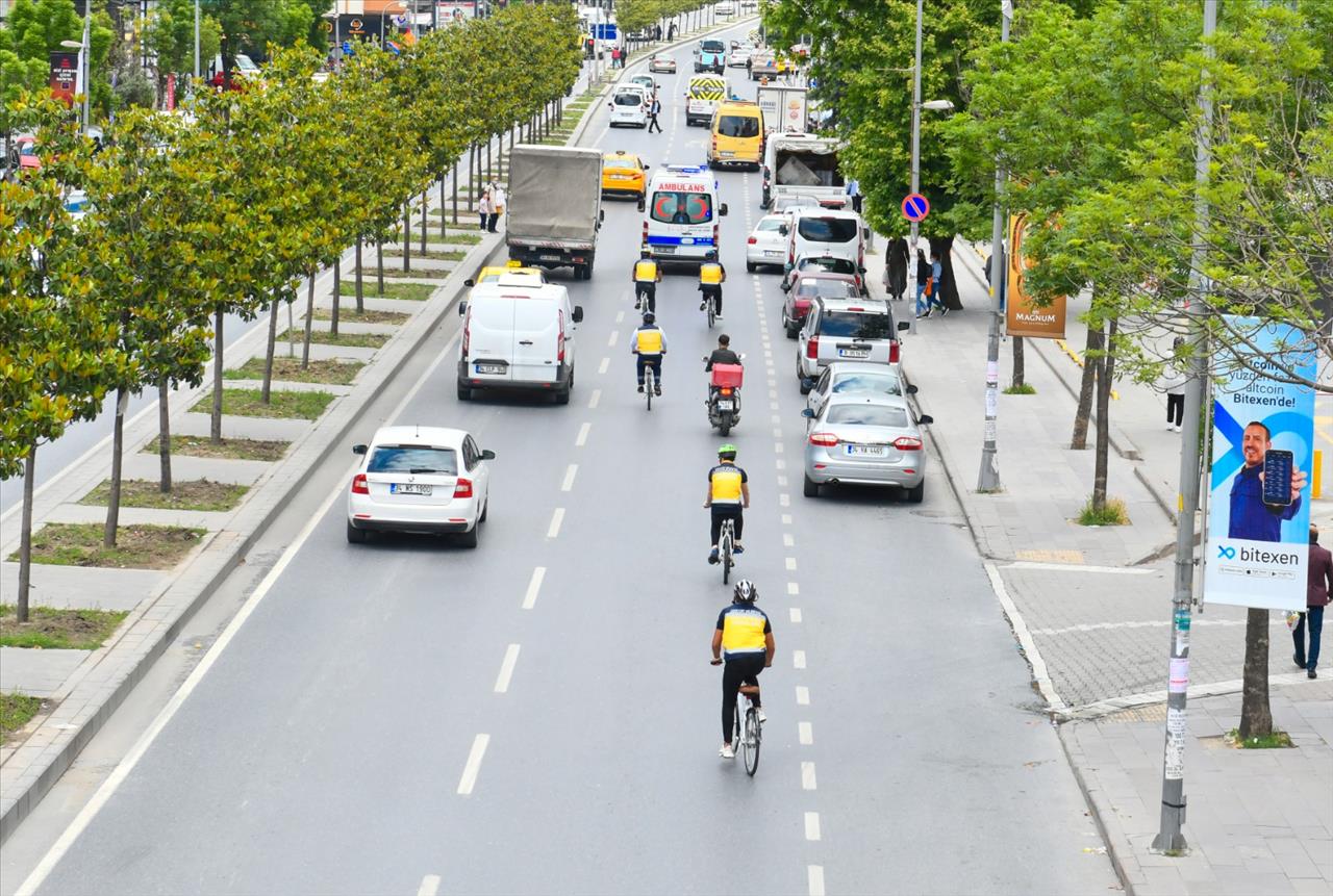 Esenyurt Belediyesi’nin Sağlık Çalışanları, Sağlıklı Bir Yaşam İçin Pedal Çevirdi