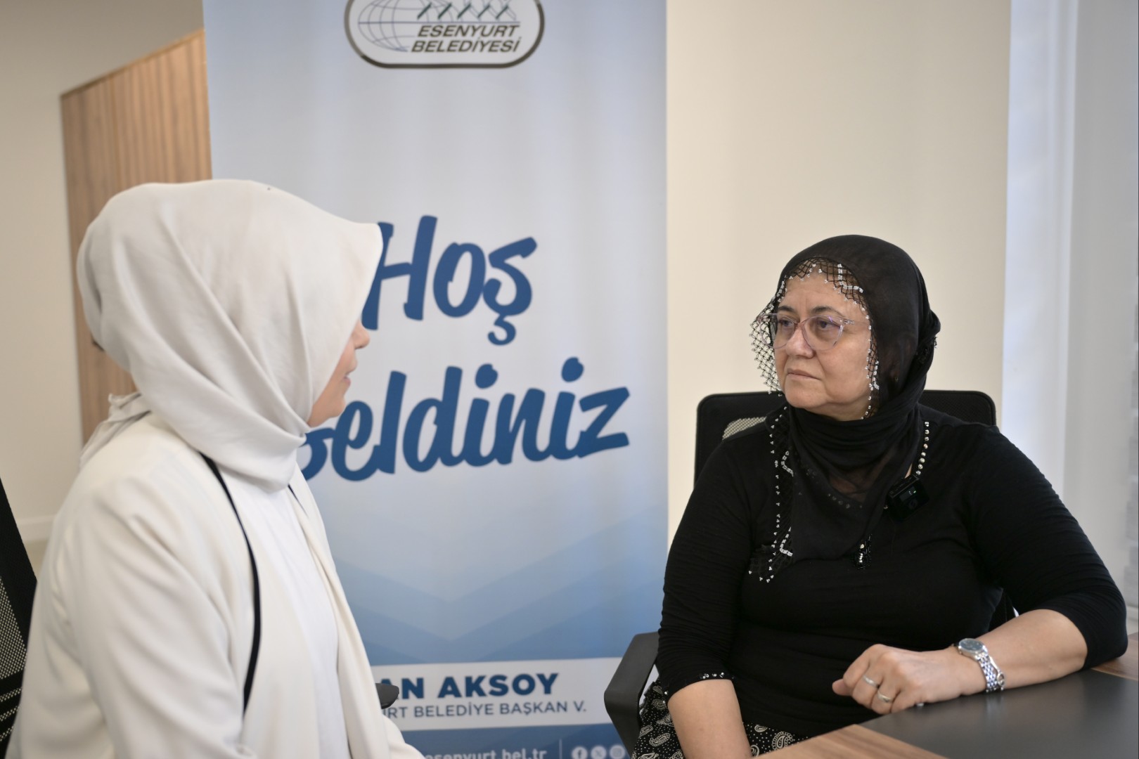 Sokağa Atılan Dilber Teyze’ye Esenyurt Belediyesi Sahip Çıktı! Esenyurt’ta Komşuluk ve Dayanışma Örneği...